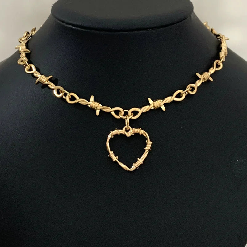 Heart Gothic Wire Brambles Iron Choker Necklace Women Hip-hop Gothic Punk Style Barbed Wire Little Thorns Chain Choker