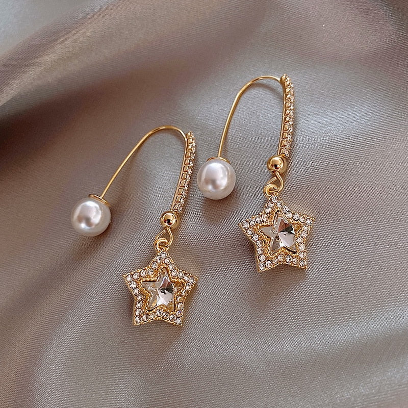 Coquette Gold Earrings - Grlfriend Club